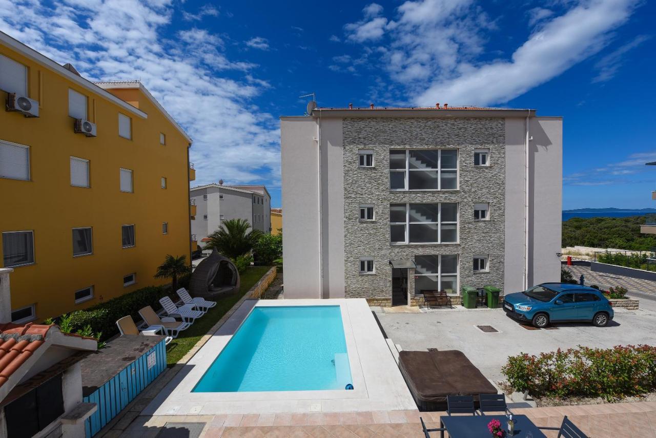 Sunset Beach Suites Kozino Exterior photo